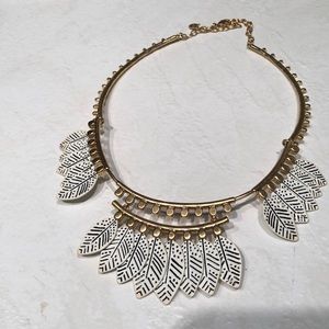 :: Stella & Dot Asher Statement Necklace